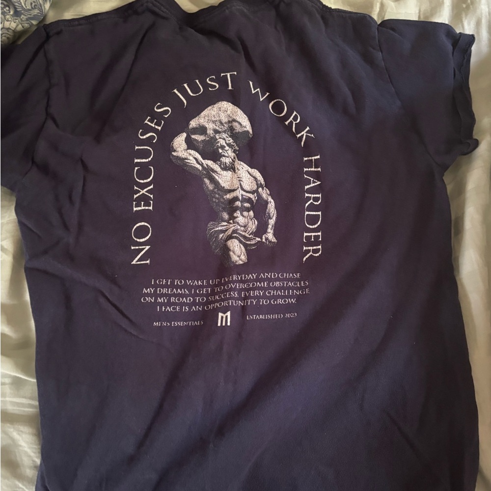 Men's Navy Graphic T-Shirt